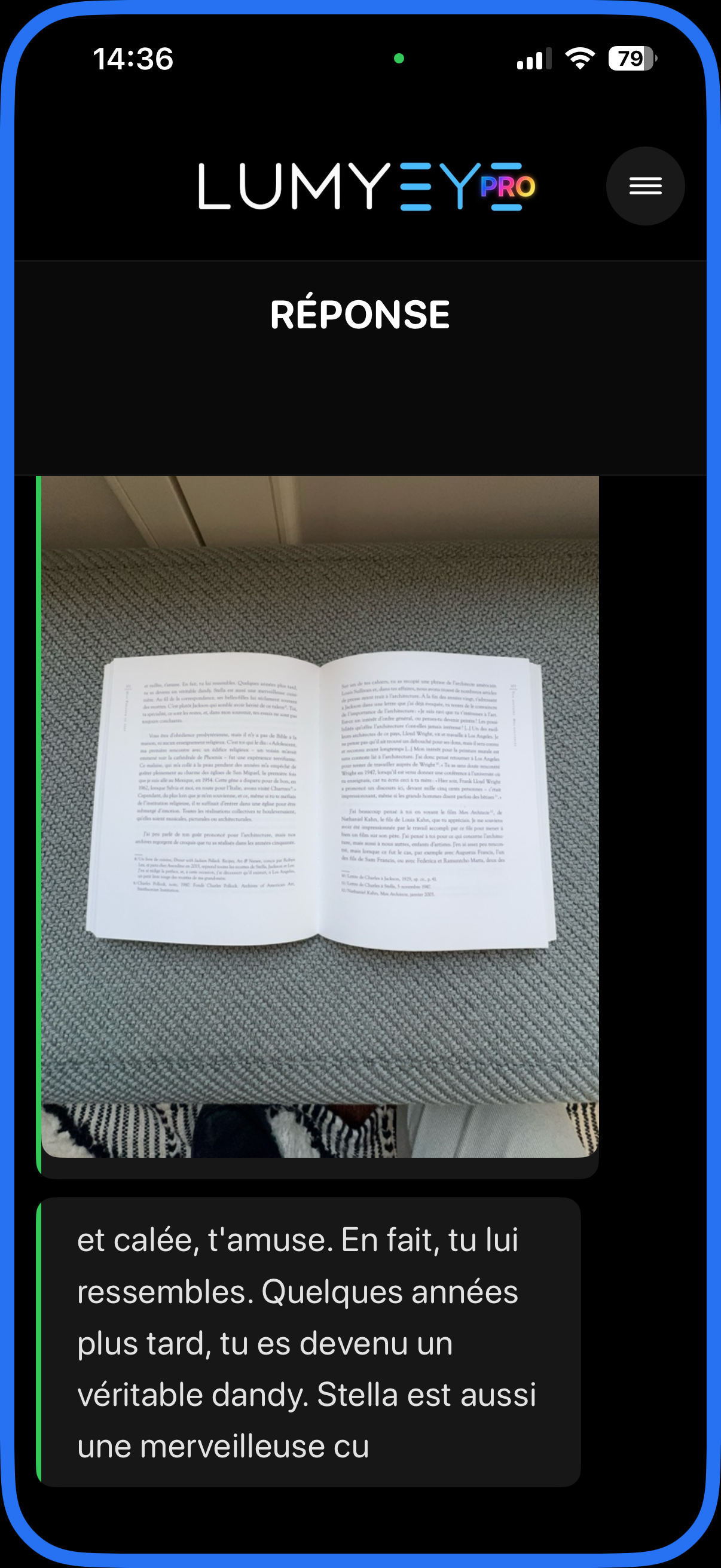 Lumyeye Pro — lecture vocale d'une page de livre avec affichage grande taille du texte restitué